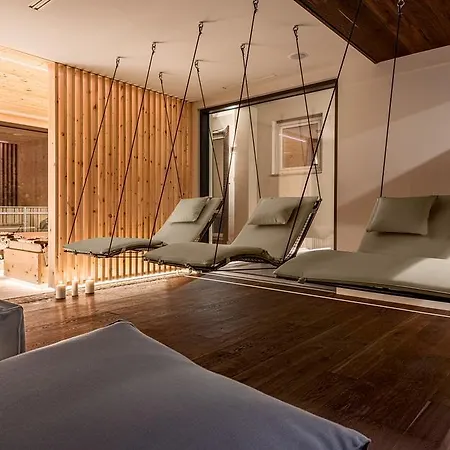 Hotel Matill - Timeless Boutique Retreat